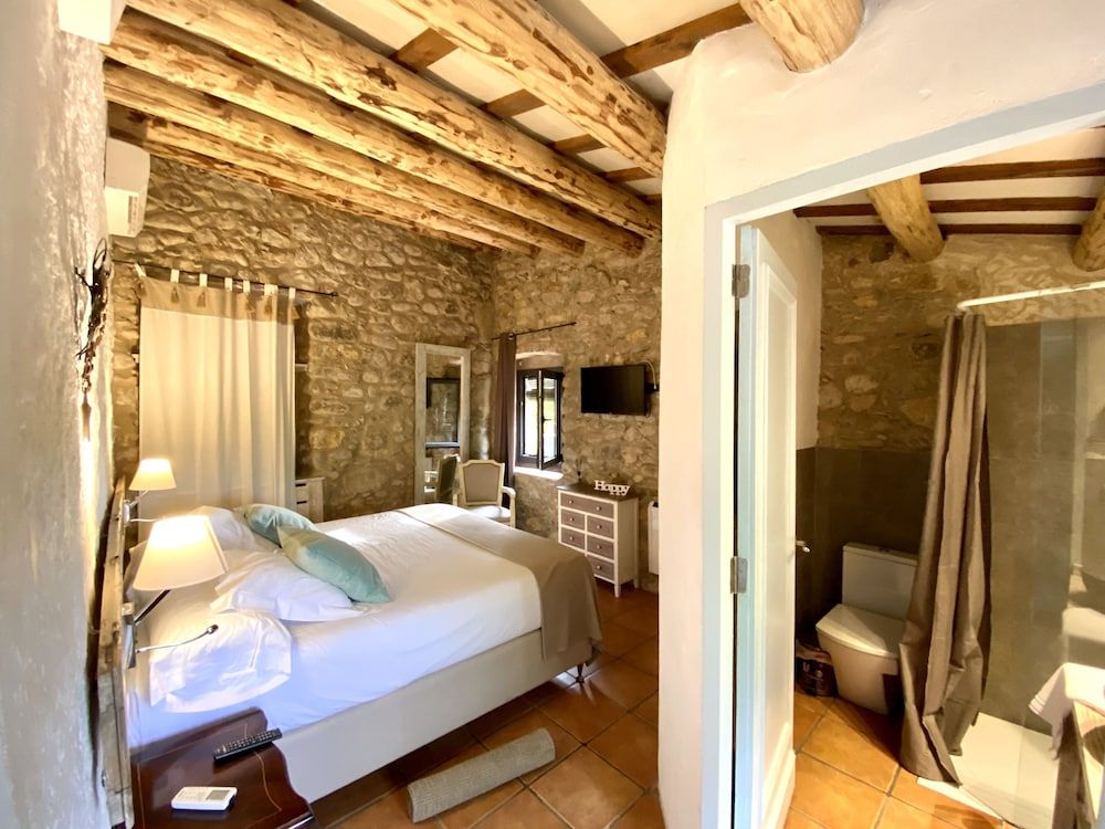 Basic Double Room
