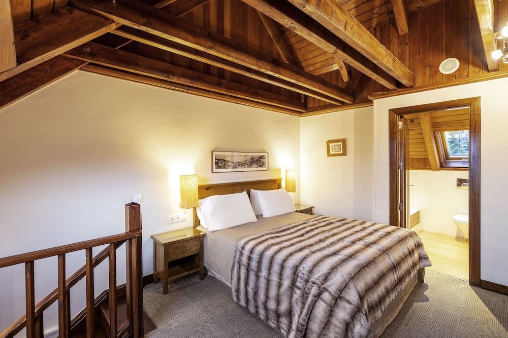 Eurostars La Pleta Family Room (Occitania, with View, 4 Adults) 5