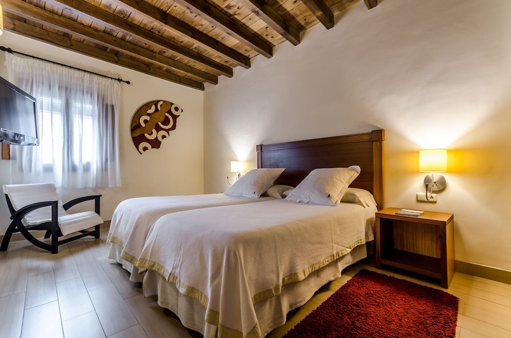 Hotel YIT Abentofail Double Room 2