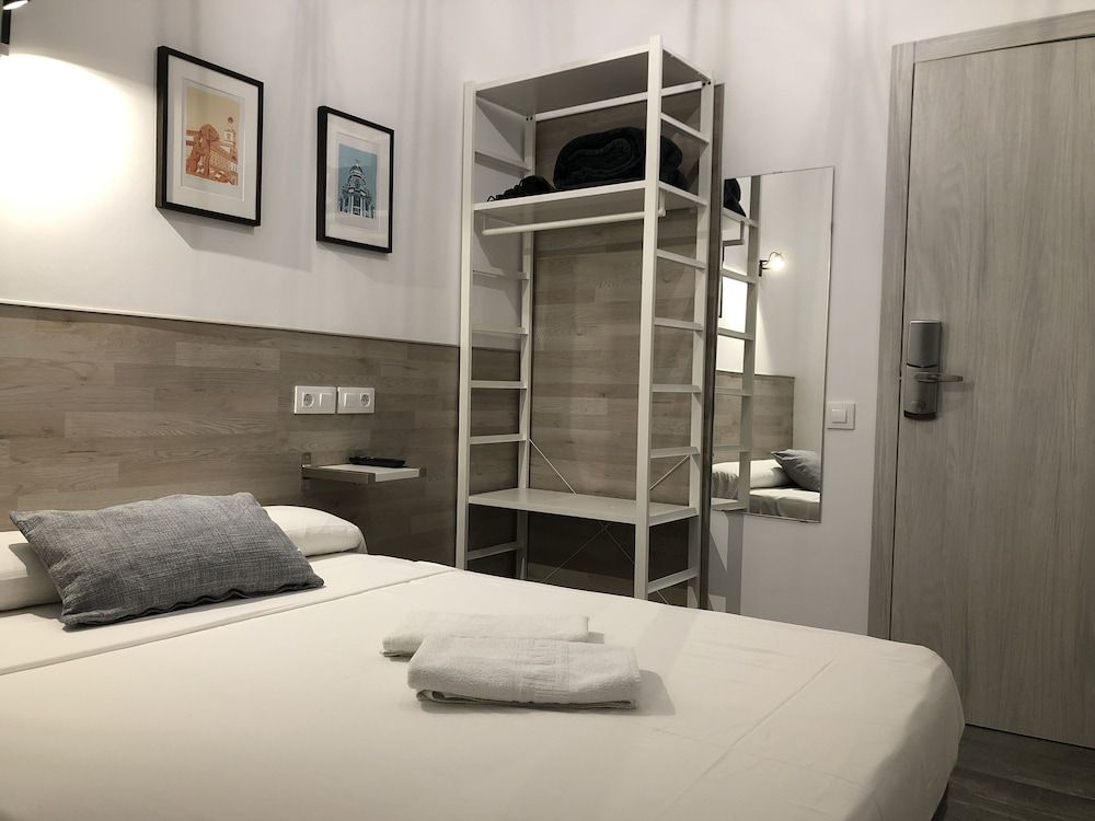 Hostal Rias Bajas Doble Exterior 5