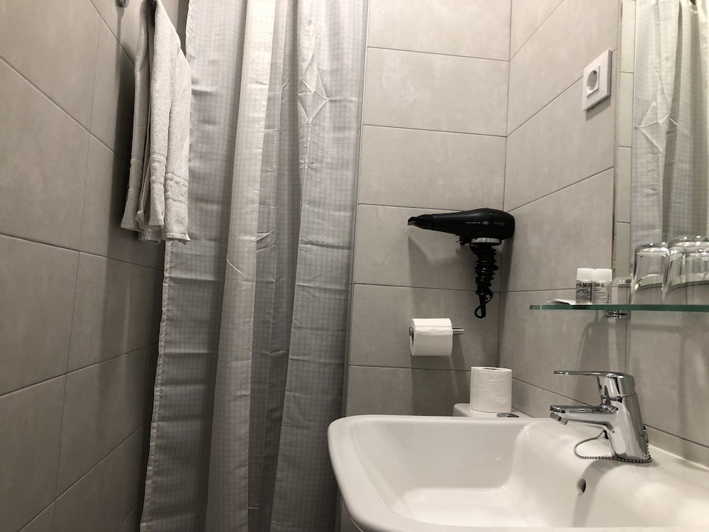 undefined Hostal Rias Bajas 10
