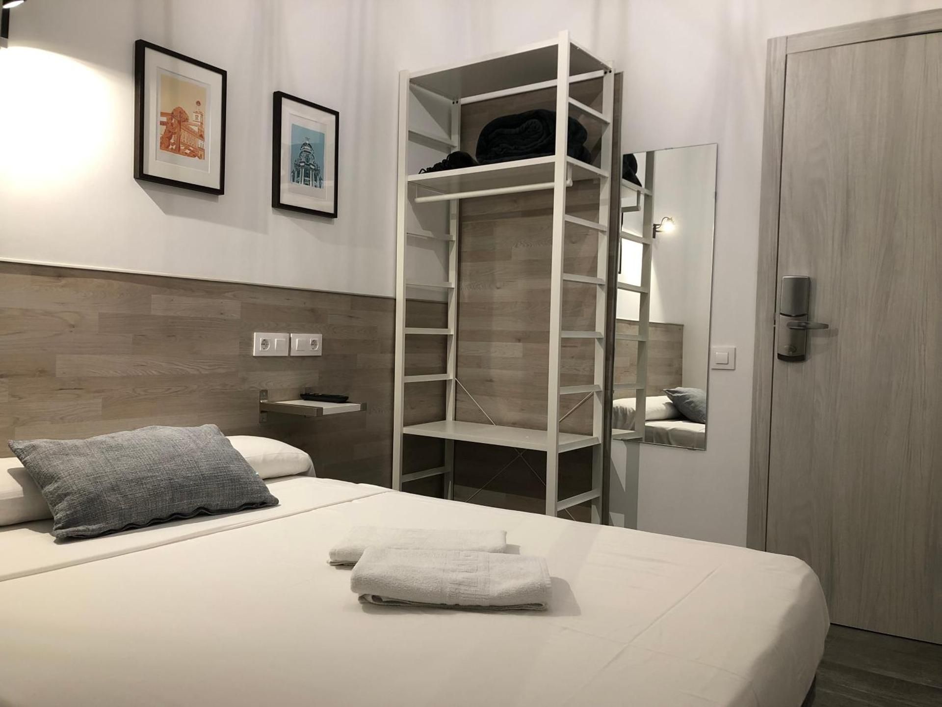 undefined Hostal Rias Bajas 4