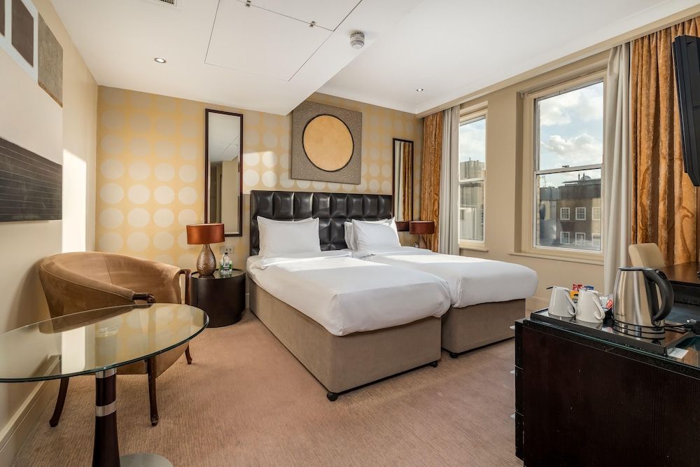 Washington Mayfair Hotel Classic Twin Room