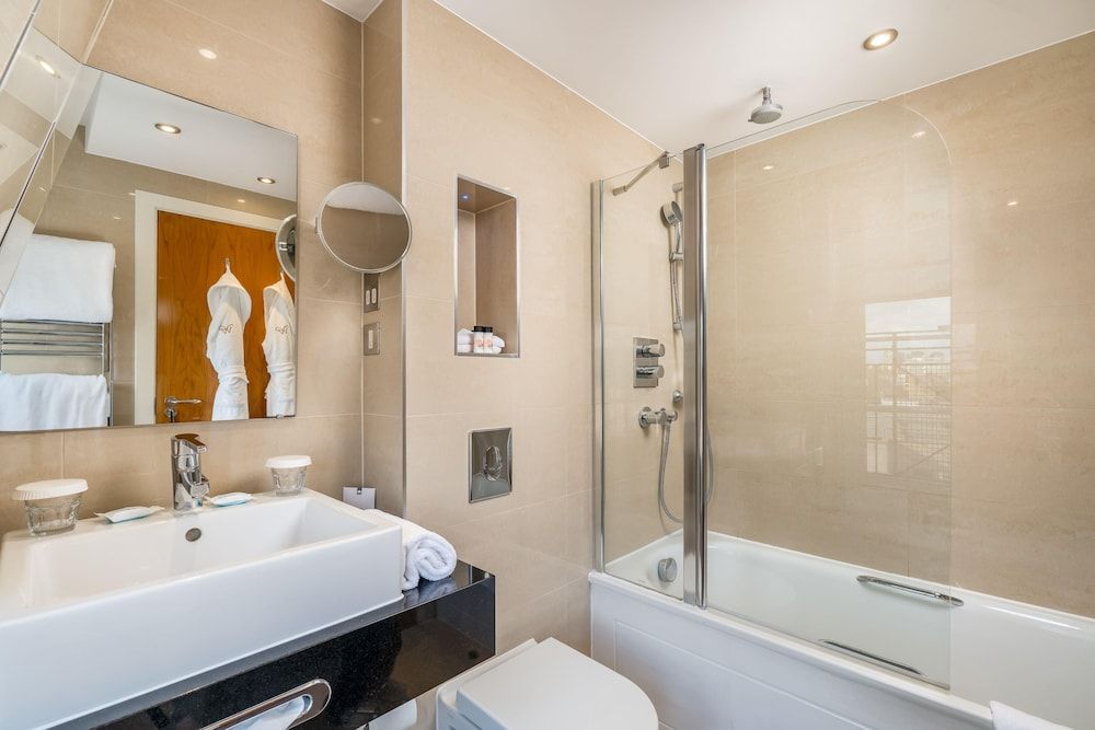 undefined Washington Mayfair Hotel 10