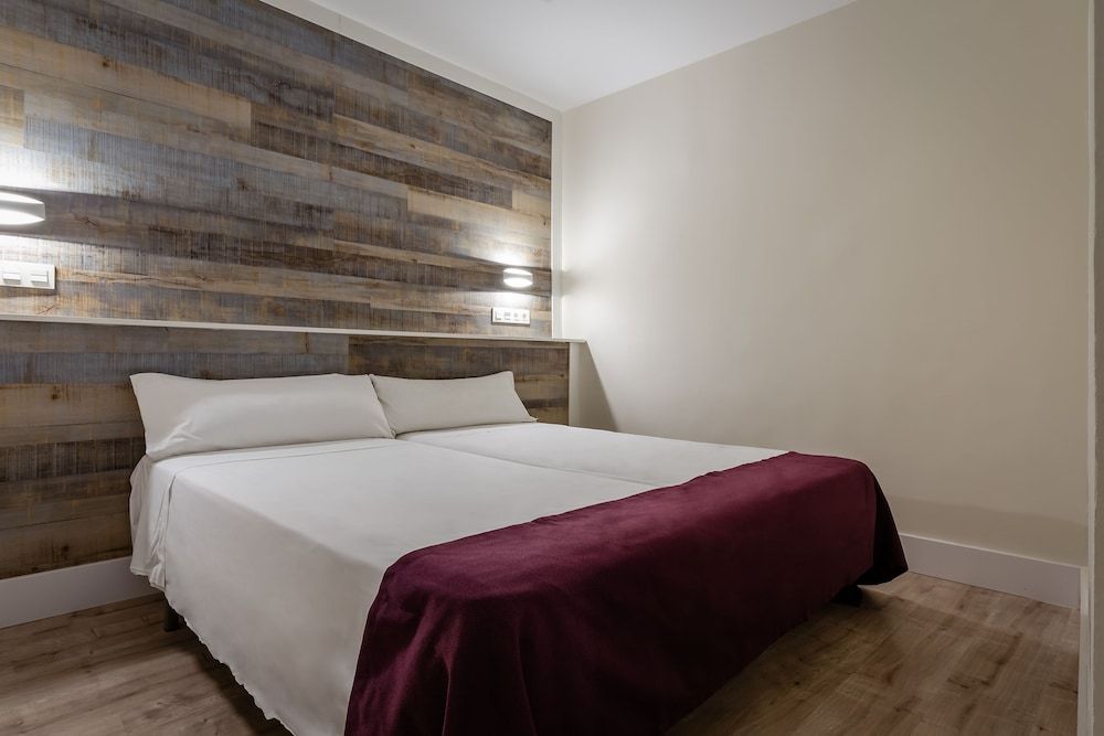 Hotel YIT Casablanca Double Room (with Parking) 3