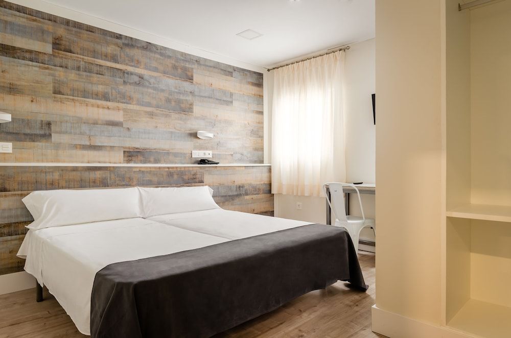 Hotel YIT Casablanca Double Room (with Parking) 2