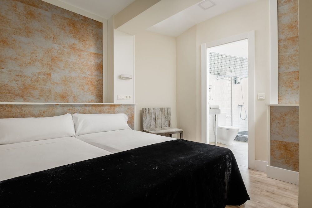 Hotel YIT Casablanca Double Room (with Parking) 5