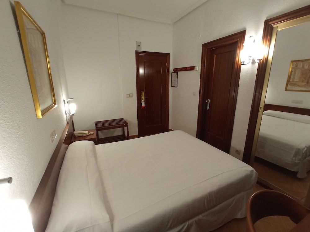 Hotel ELE Acueducto Standard Single Room, 1 Twin Bed 2