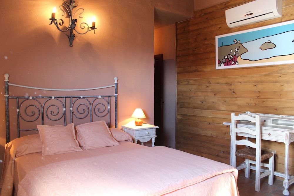 Hotel Los Jarales Standard Double Room 10