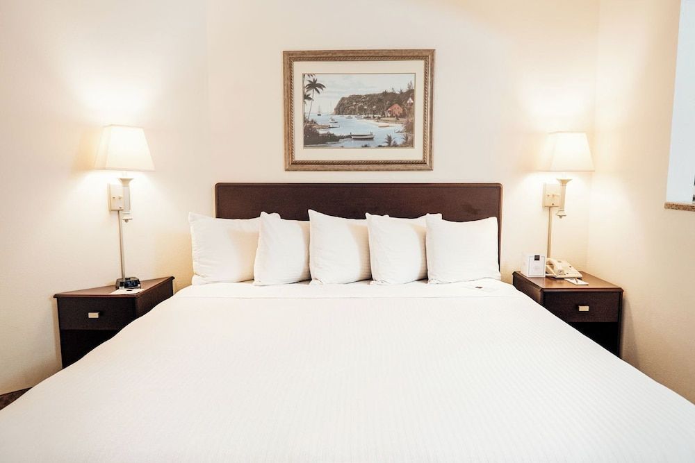 Ann Arbor Regent Hotel & Suites Executive Suite