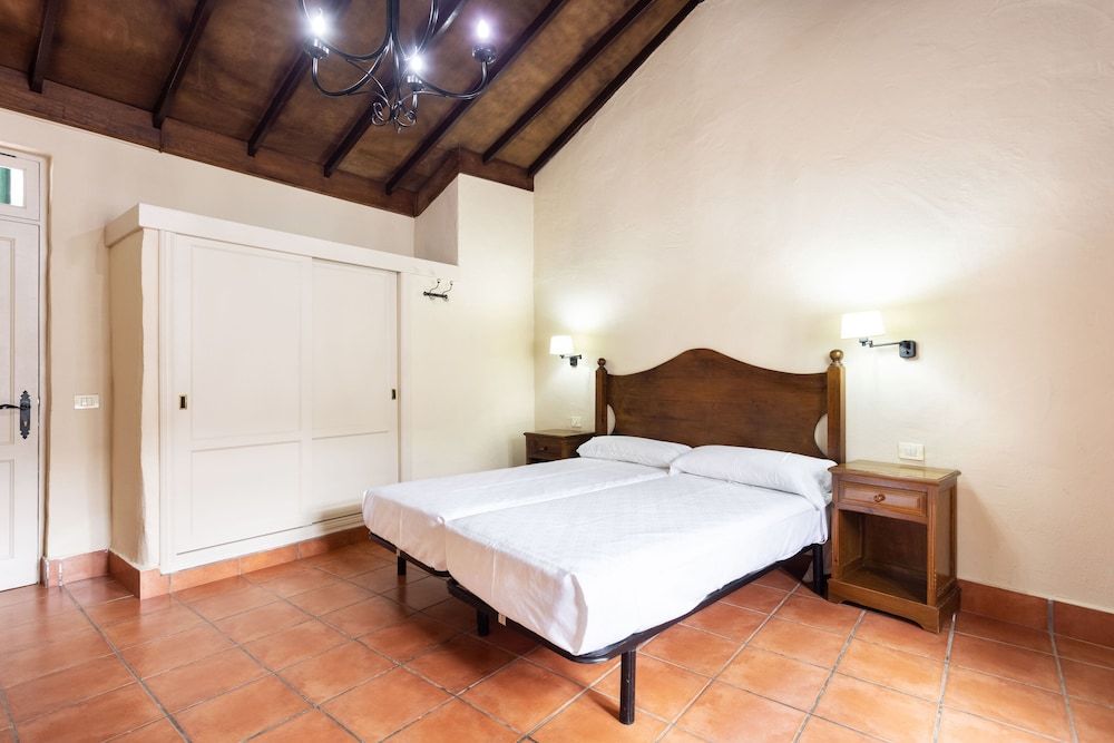 Double Room, Annex Building (Bananera)