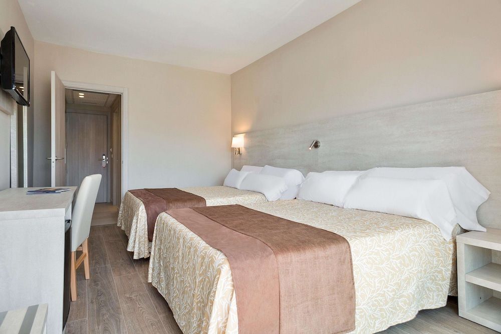 Standard Room, Sea View (2 Adults)