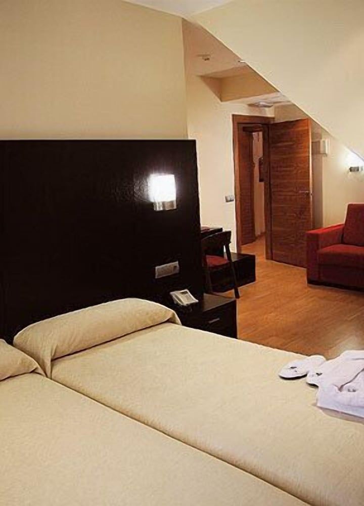 Hotel 44 Superior Double Room 4