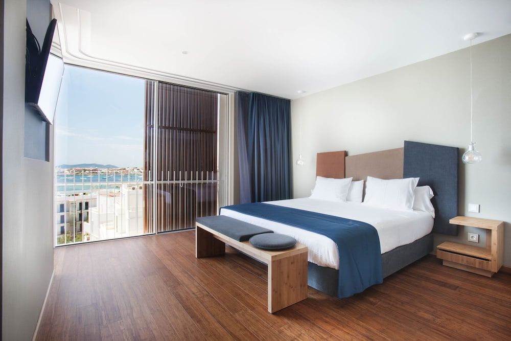 Duplex, 2 Bedrooms, Connecting Rooms, Sea View (Private Pool)
