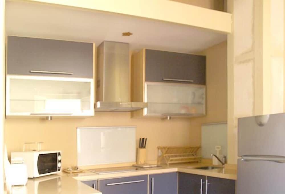 Apartamentos Reposo 1 Deluxe Studio, Tower 4