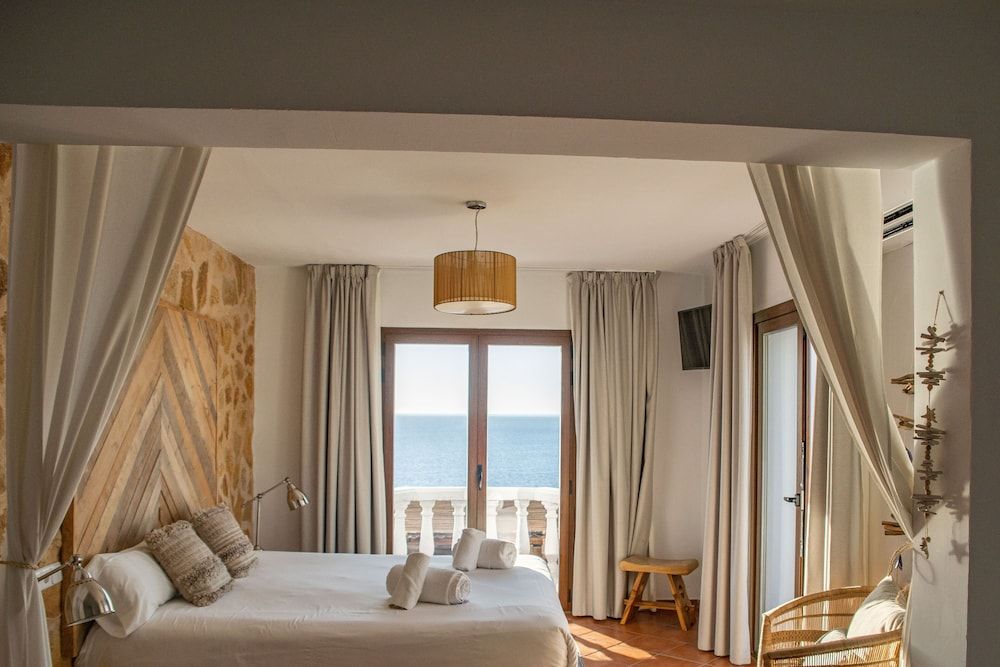 Hostal La Torre Junior Suite, Balcony