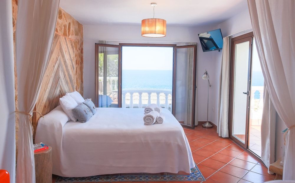 Hostal La Torre Junior Suite, Balcony 2