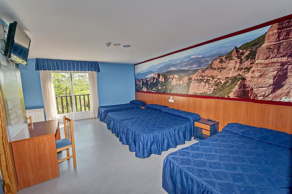 Room - 4 Twin