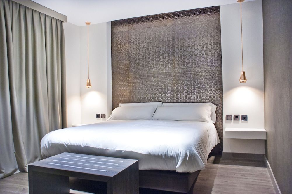 Sant Jordi Boutique Hotel Premium Double Room 3