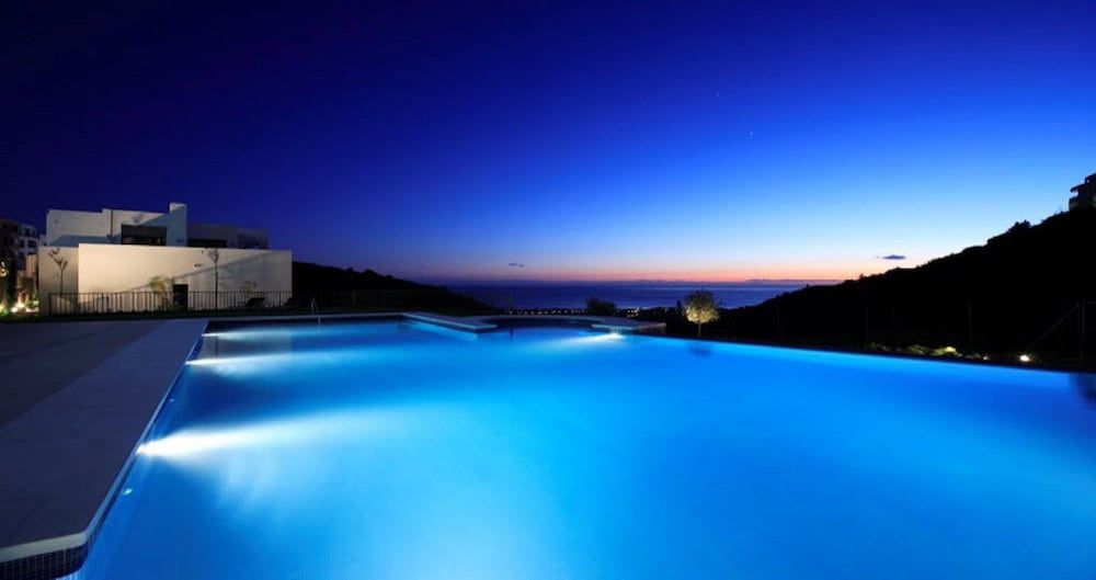 Infinity Pool