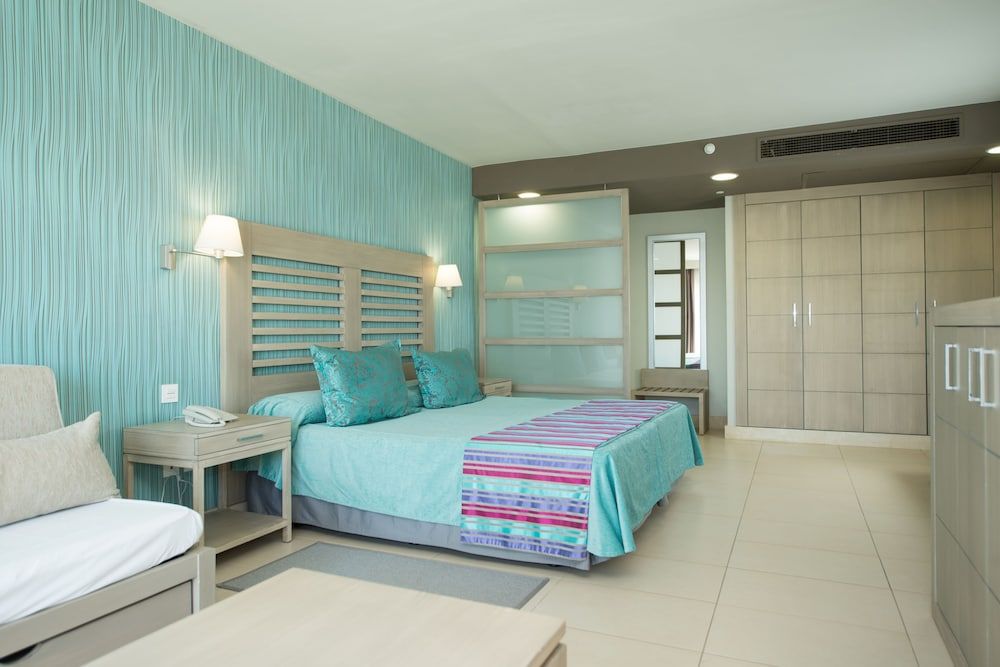 Junior Suite, Sea View (1 adult)