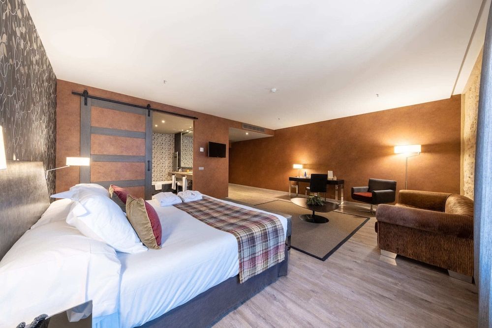 Castilla Termal Burgo de Osma Junior Suite Claustro 3