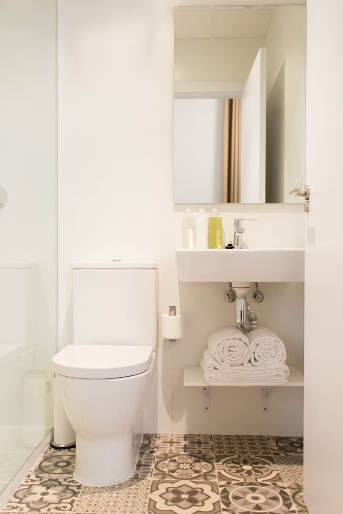 undefined Apartamentos Wallace Valencia 6