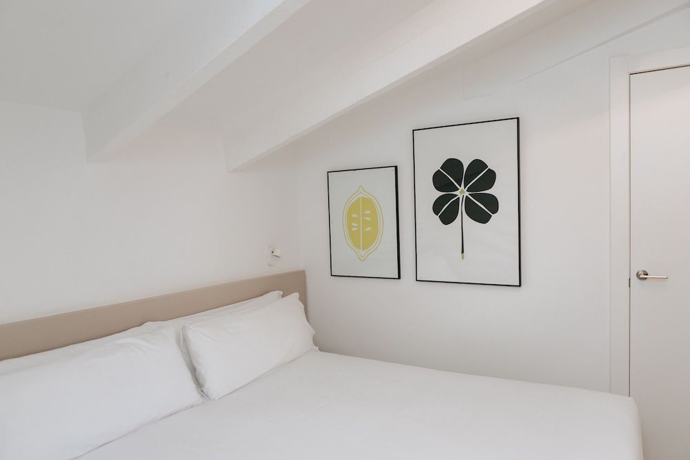 undefined Apartamentos Wallace Valencia 2