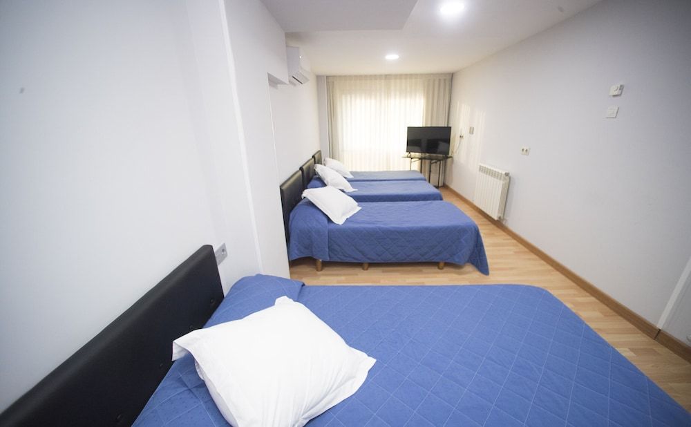 Hotel Alba Family Room 4