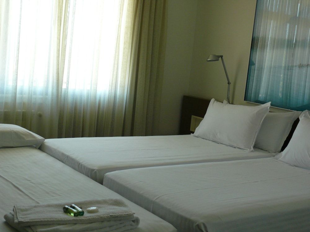 Hotel Los Ángeles Superior Triple Room