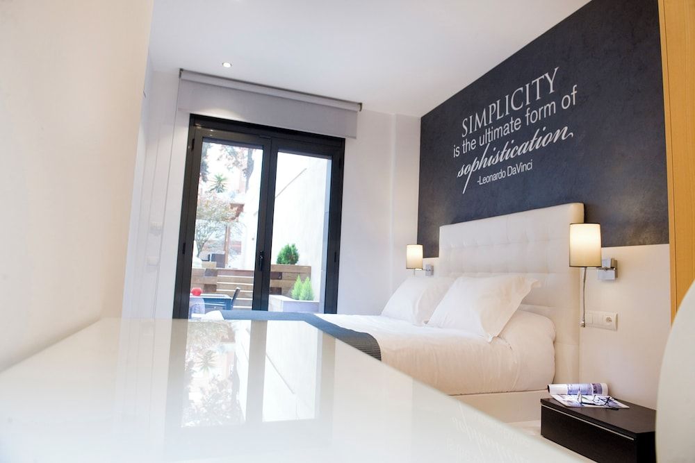 Apartment (1 Bedroom)