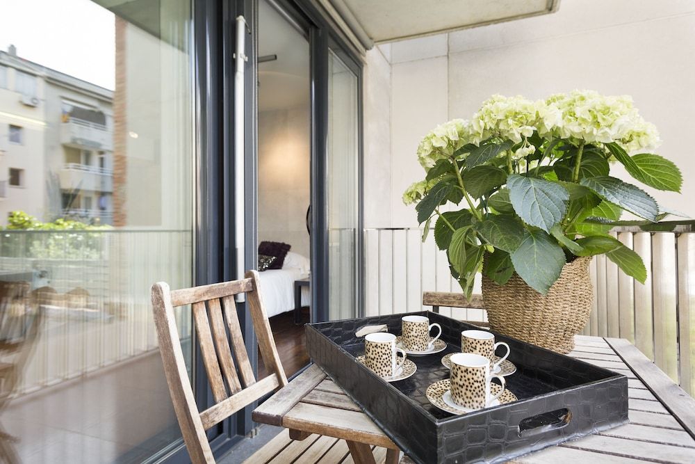 My Space Barcelona Executive Apartments Center Apartment, 2 Bedrooms, Balcony (Prats de Molló, 14) 11