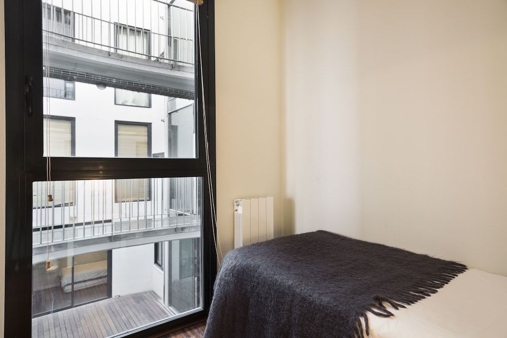 My Space Barcelona Executive Apartments Center Apartment, 2 Bedrooms, Balcony (Prats de Molló, 14) 18