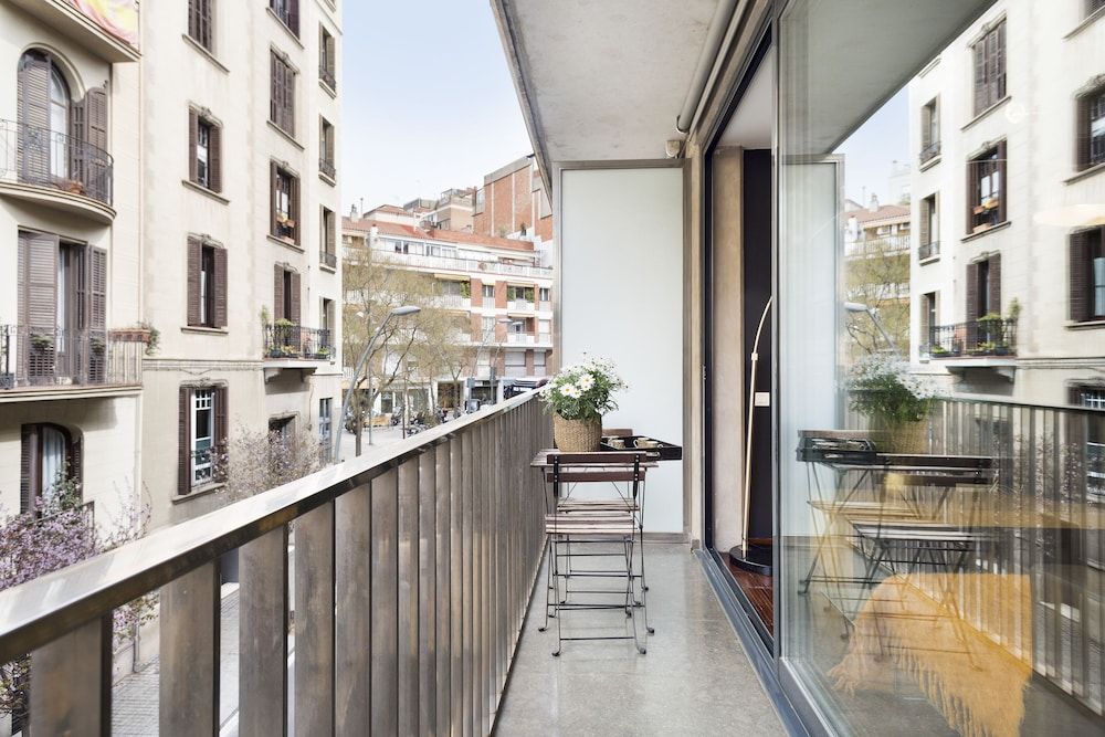 My Space Barcelona Executive Apartments Center Apartment, 2 Bedrooms, Balcony (Prats de Molló, 14) 10