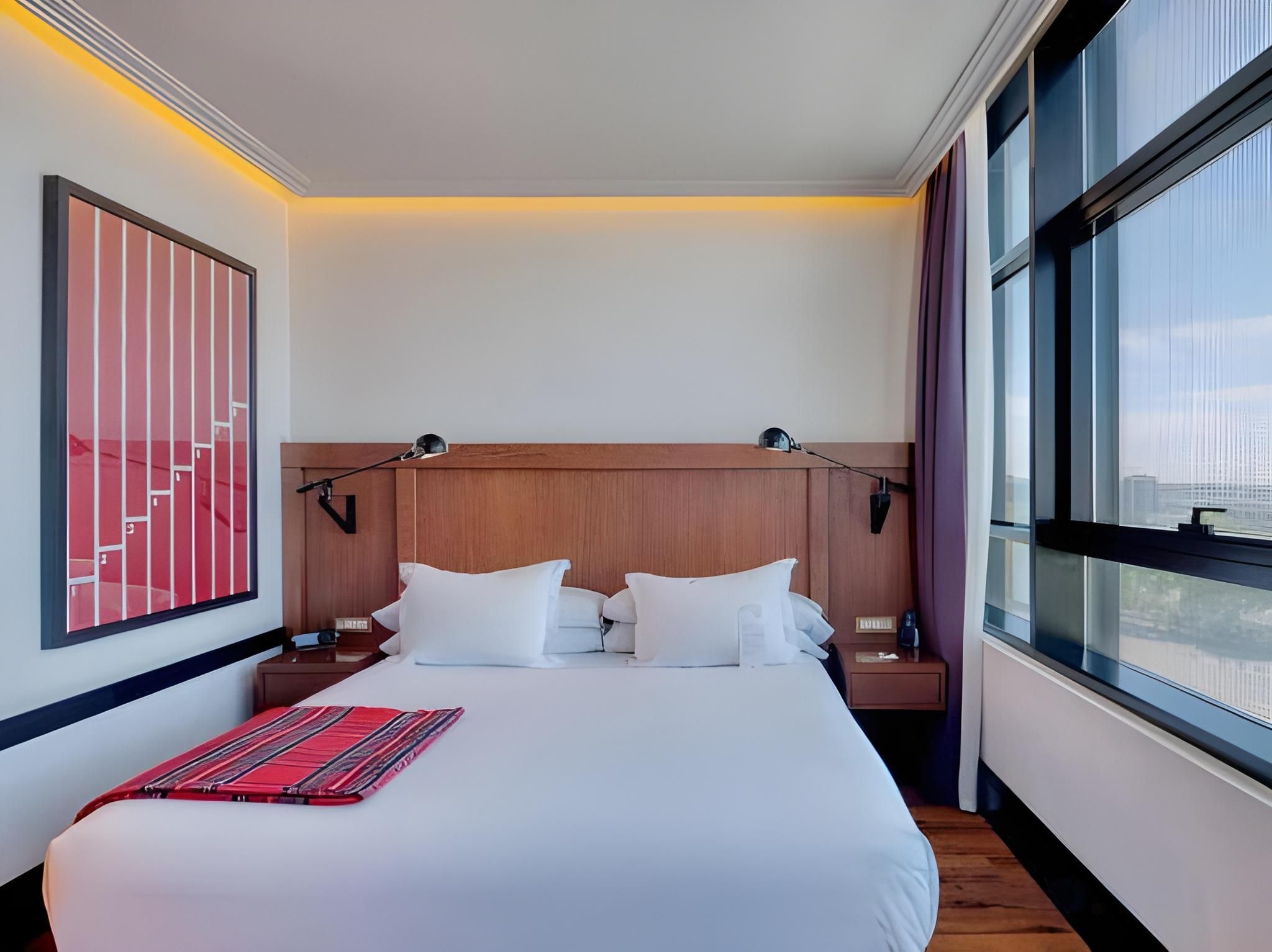 undefined Only YOU Hotel Atocha 10