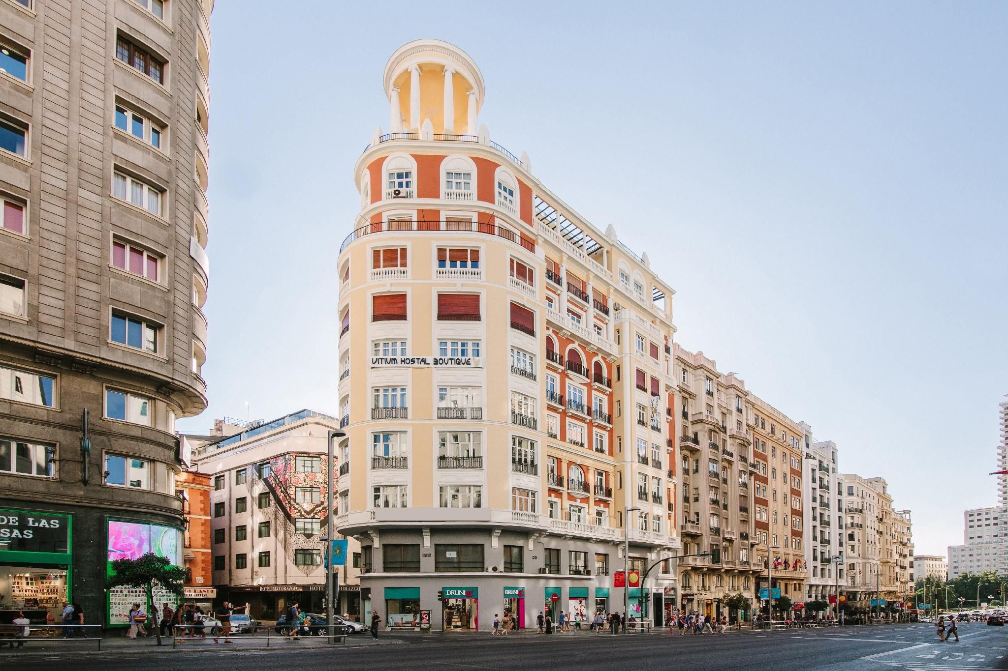 undefined Vitium Urban Suites 2