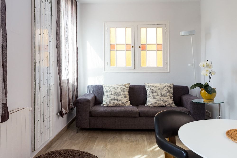 Quartprimera Apartments Penthouse, 2 Bedrooms, Terrace 9