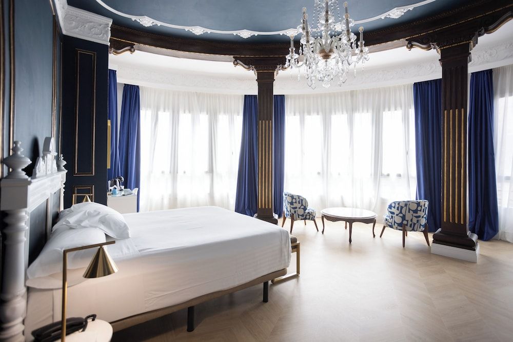 undefined Venecia Plaza Centro Hotel 5