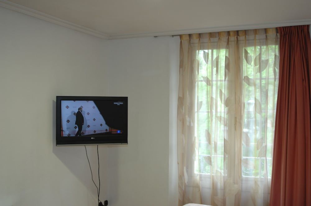 Hotel Santa Cruz Triple Room 14