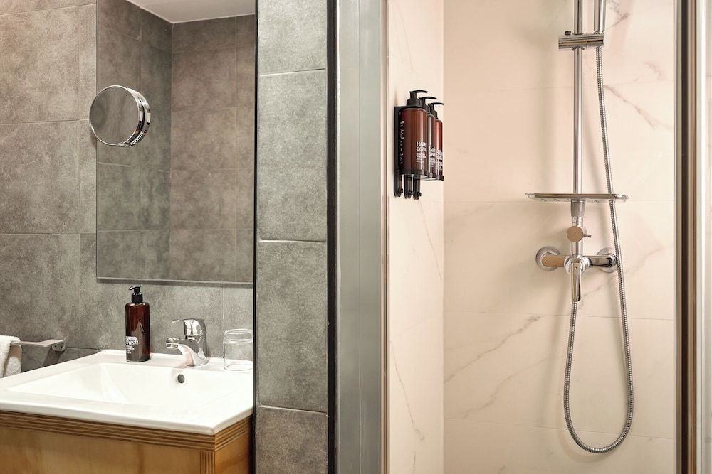 Rooms Ciencias Standard Quadruple Room 10