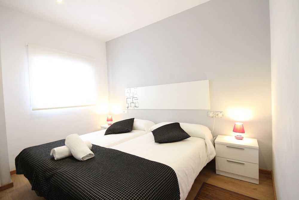 Apartamentos Tito San Agustín Standard Apartment, 2 Bedrooms (1) 3