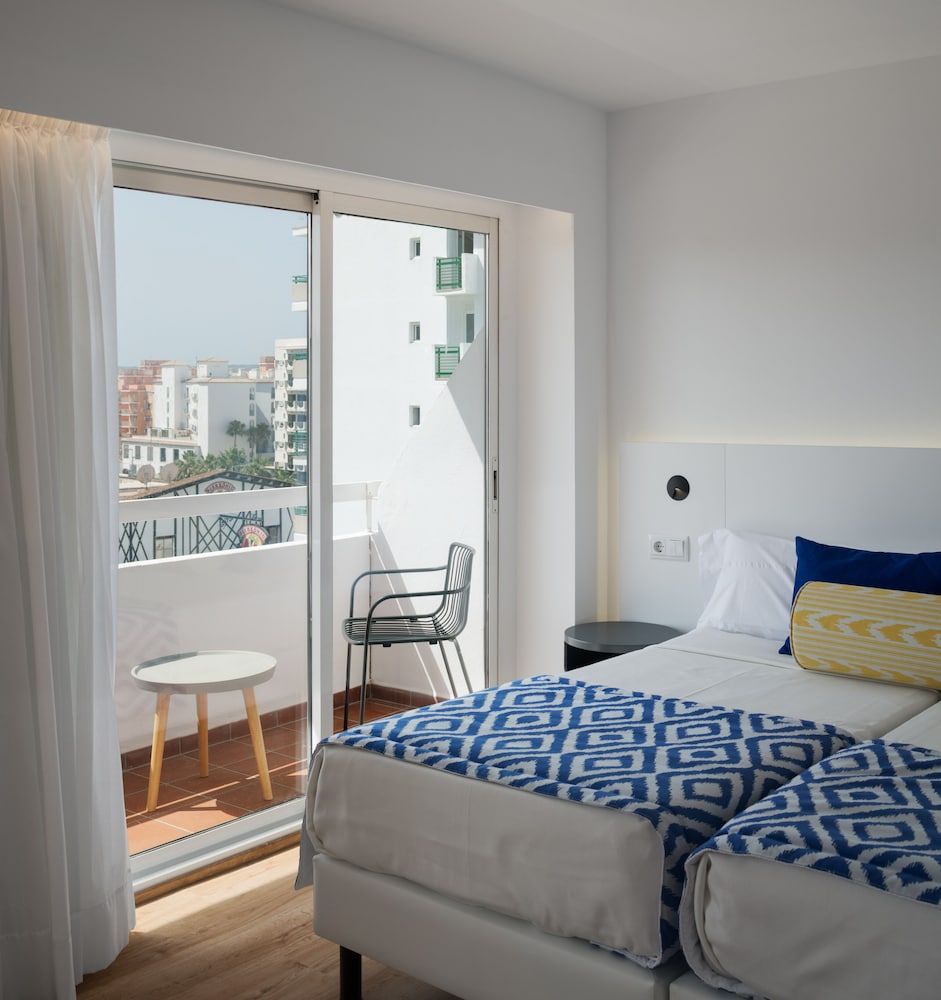 Superior Twin Room, Balcony