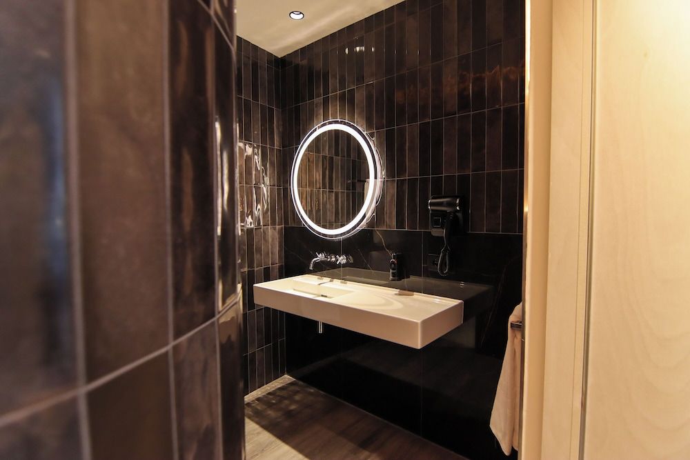 Silken Saaj Maar- Adults Only Standard Room 6