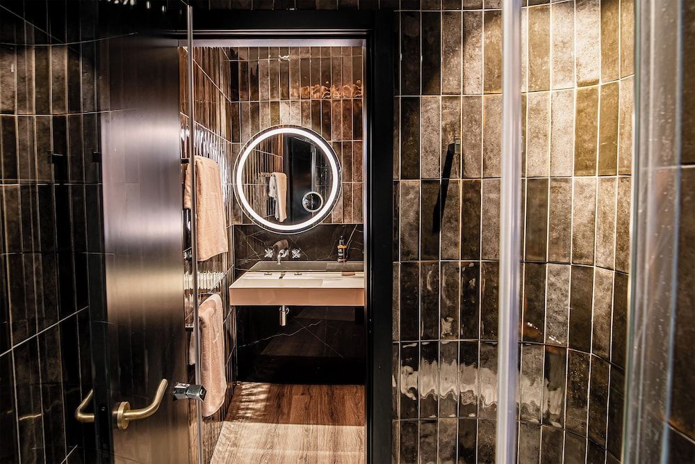 Silken Saaj Maar- Adults Only Standard Room 8