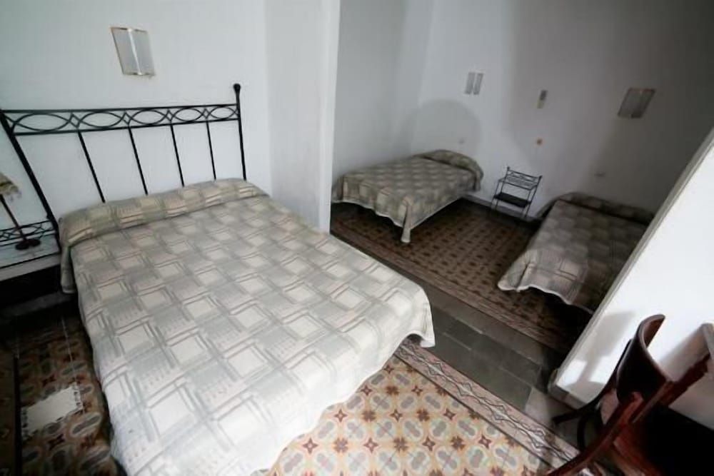 undefined Hotel Peninsular 9