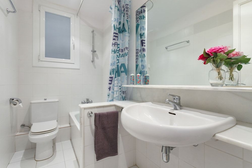 Apartment, 4 Bedrooms, Beach View