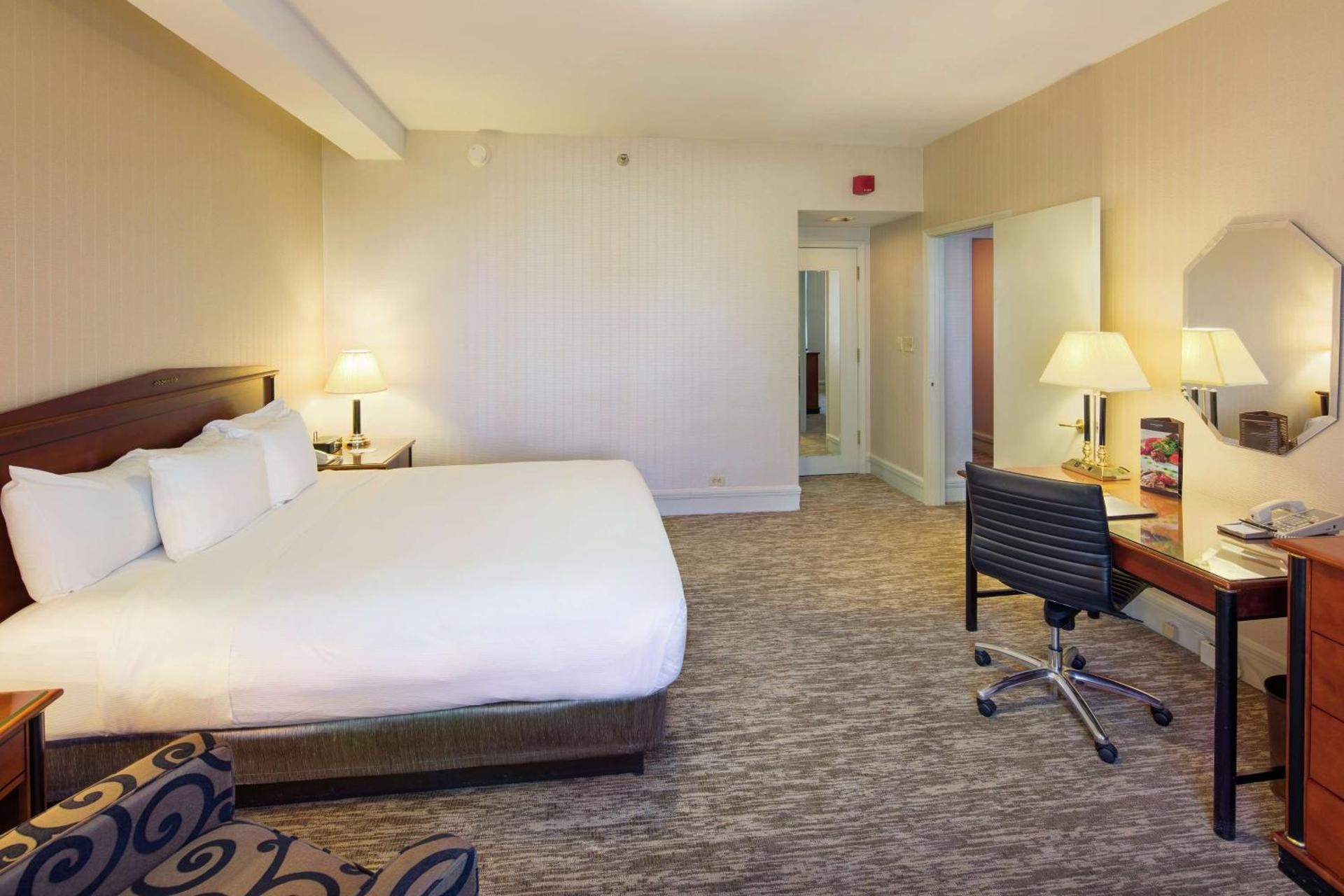 Bi-Level King Suite