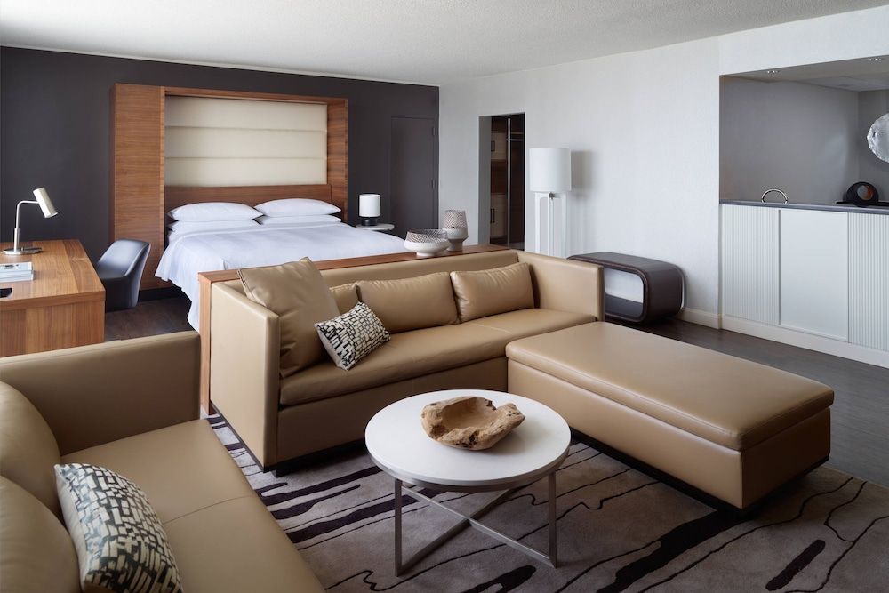 Classic Room, 1 Double Bed (Mobility/Hearing Access, Roll-In Shwr)