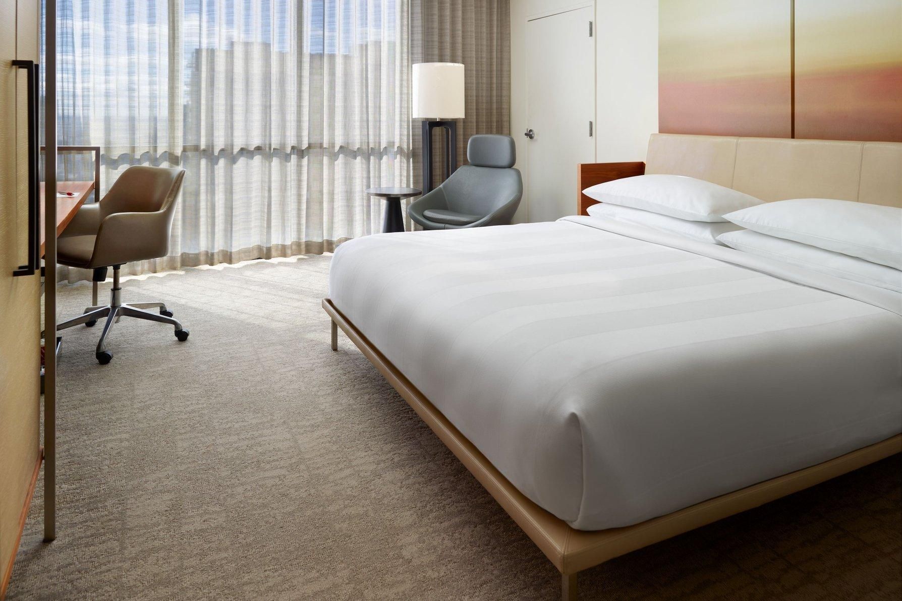 Guest Room, 1 King