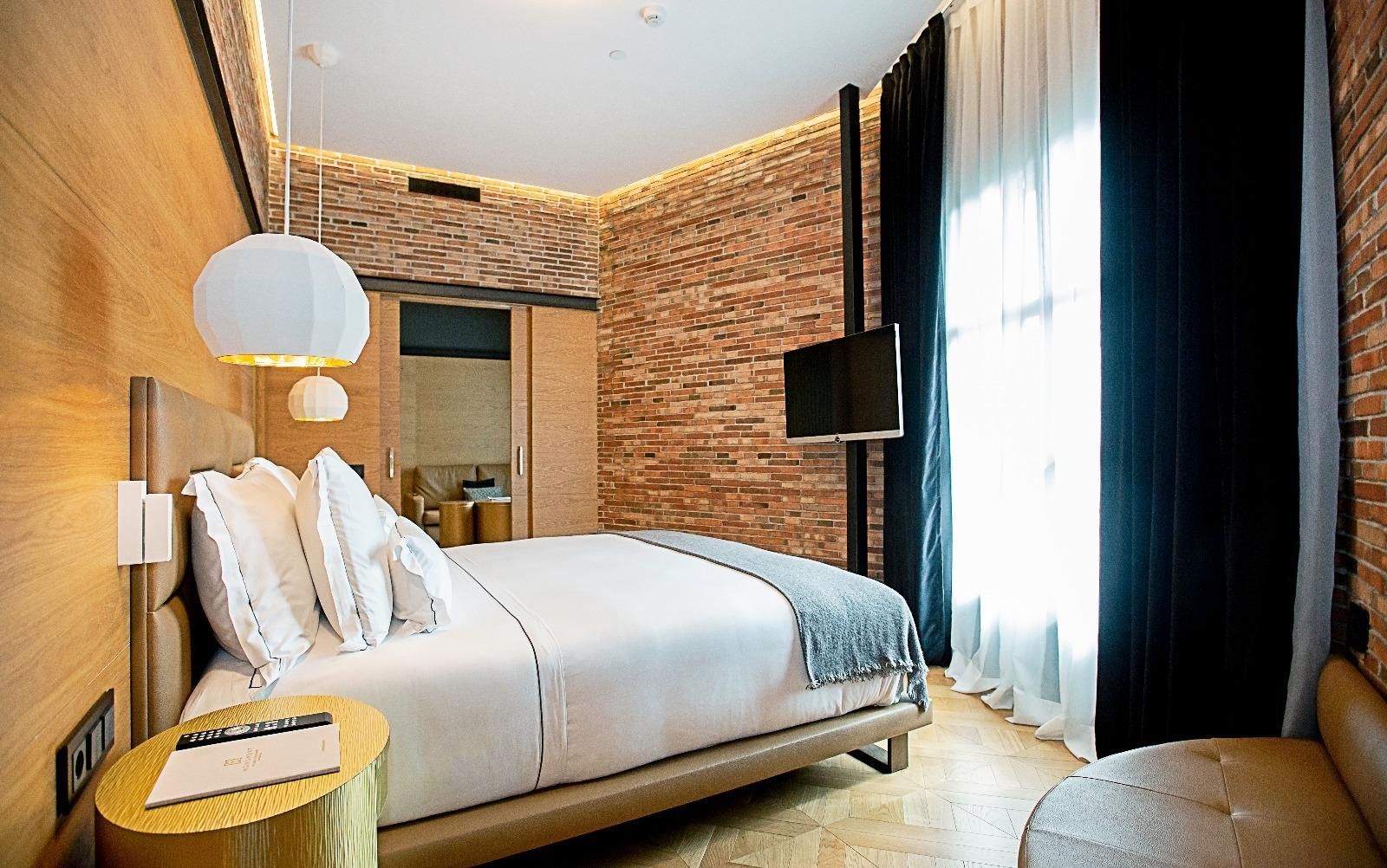Penthouse Suite
